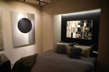 Фото номера Апартаменты с 1 спальней Апартаменты the FENDI -In City Center г. Киев 83