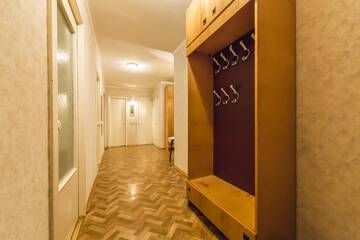 Фото номера Апартаменты с 1 спальней Апартаменты Уютная 2-х комн. кв. м. Вокзальная, ул. Юлиуса Фучика, 8 г. Киев 16