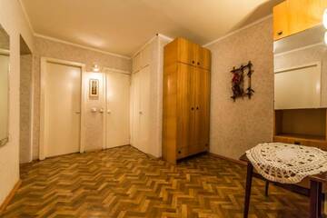 Фото номера Апартаменты с 1 спальней Апартаменты Уютная 2-х комн. кв. м. Вокзальная, ул. Юлиуса Фучика, 8 г. Киев 27