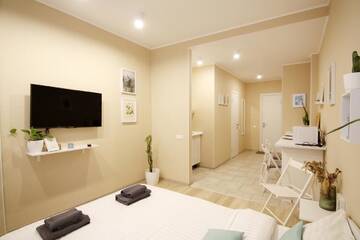 Фото номера Апартаменты с 1 спальней Апарт-отели Paris Comfort Apartments г. Киев 18