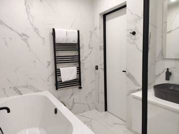 Фото номера Апартаменты с 1 спальней Апартаменты 173 Black and White cozy apartment г. Киев 15