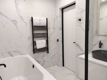 Фото номера Апартаменты с 1 спальней Апартаменты 173 Black and White cozy apartment г. Киев 37