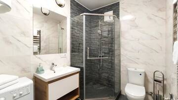 Фото номера Апартаменты с 1 спальней Апартаменты 59 Cozy apartment nearby with Central Railway Station г. Киев 58