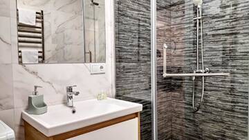 Фото номера Апартаменты с 1 спальней Апартаменты 59 Cozy apartment nearby with Central Railway Station г. Киев 23