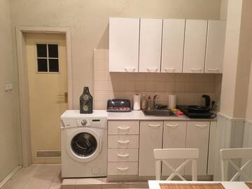 Фото номера Апартаменты с 3 спальнями Апартаменты Luteranska Romantic Apartment г. Киев 11