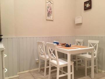 Фото номера Апартаменты с 3 спальнями Апартаменты Luteranska Romantic Apartment г. Киев 28