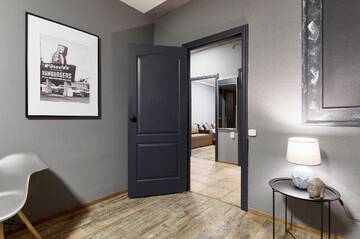 Фото номера Апартаменты с 3 спальнями Апартаменты V 80-28 MODERN SUPER LOFT - THREE NEW 3BEDROOMS 100 m2 FOR BIG COMPANY, GOOD VIEW ON OLYMPIC STADIUM, Velyka Vasylkivska St, 80 г. Киев 41