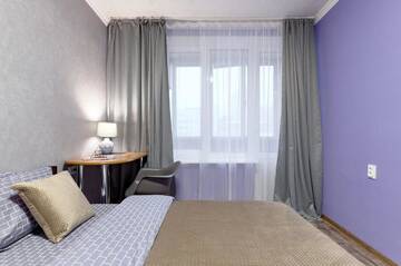 Фото номера Апартаменты с 3 спальнями Апартаменты V 80-28 MODERN SUPER LOFT - THREE NEW 3BEDROOMS 100 m2 FOR BIG COMPANY, GOOD VIEW ON OLYMPIC STADIUM, Velyka Vasylkivska St, 80 г. Киев 88