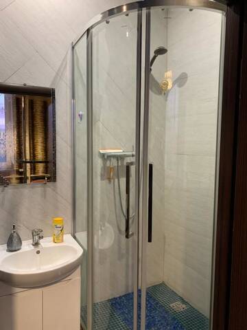 Фото номера Апартаменты с 1 спальней Апартаменты Apartament on Gagarin Avenue г. Киев 16