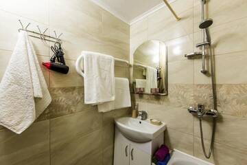Фото номера Апартаменты с 1 спальней Апартаменты Warm, cozy flat near the metro. г. Киев 59