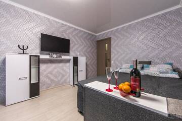 Фото номера Апартаменты с 1 спальней Апартаменты Warm, cozy flat near the metro. г. Киев 69