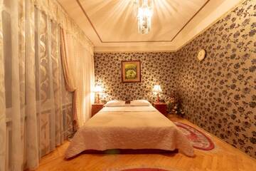 Фото номера Апартаменты с 2 спальнями Апартаменты Comfortable three bedroom apartment st. Kutuzova, 14 г. Киев 9
