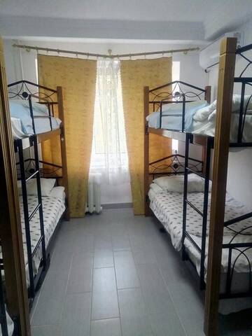 Фото номера Кровать в общем 8-местном номере Хостелы A&amp;S Hostel Vasilkovsky г. Киев 6