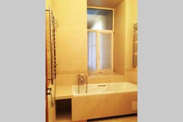 Фото номера Апартаменты с 2 спальнями Апартаменты Great 144 sq.m. apartment in the center of Kyiv г. Киев 35