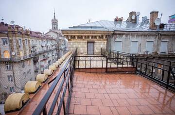 Фото номера Двухместный номер с 1 кроватью и террасой Апарт-отели 911 Apartments Khreshchatyk г. Киев 11