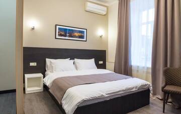 Фото номера Двухместный номер Делюкс с 1 кроватью Апарт-отели 911 Apartments Khreshchatyk г. Киев 20