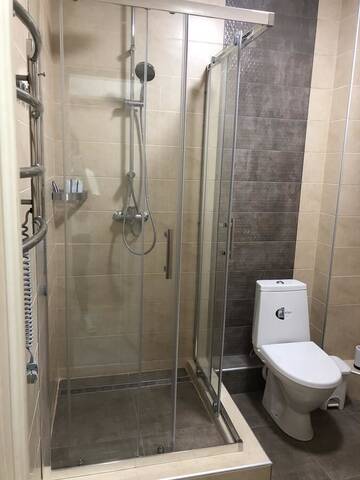 Фото номера Двухместный номер Делюкс с 1 кроватью Апартаменты East Residence Gray г. Киев 8