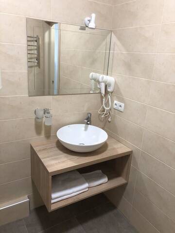 Фото номера Двухместный номер Делюкс с 1 кроватью Апартаменты East Residence Gray г. Киев 5