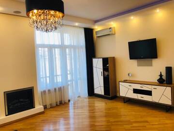 Фото номера Апартаменты с 2 спальнями Апартаменты Amazing view of Khreshchatyk! г. Киев 35