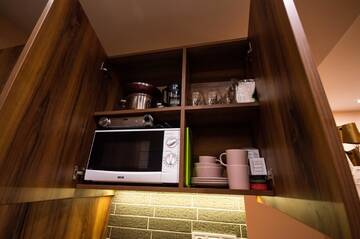 Фото номера Трехместный номер Отель Kyiv Panorama Apartments near Gulliver г. Киев 3