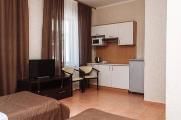 Фото номера Трехместный номер Отель Complex Verhovina Hotel&amp;Restaurant г. Киев 5
