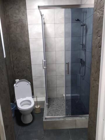 Фото номера Двухместный номер с 2 отдельными кроватями Хостелы MegaHostel г. Киев 12