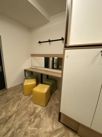 Фото номера Кровать в общем 6-местном номере для женщин Хостелы UNEED Friendly Hostel г. Киев 4