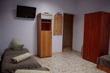 Фото номера Трехместный номер Хостелы Arcobaleno Home г. Киев 3