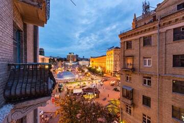 Фото номера Улучшенные апартаменты Апартаменты KyivHome on Independence Square г. Киев 25