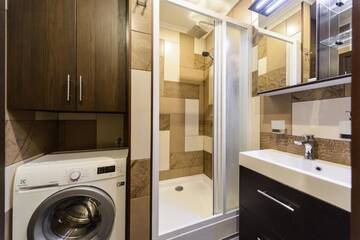 Фото номера Апартаменты Апартаменты VIP one bedroom Apartment metro Minska г. Киев 21