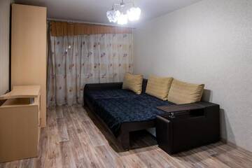 Фото номера Улучшенные апартаменты Апартаменты APARTMENS street Trostyanetskaya г. Киев 14