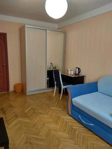 Фото номера Стандартный двухместный номер с 1 кроватью и общей ванной комнатой Апарт-отели Alaska г. Киев 18