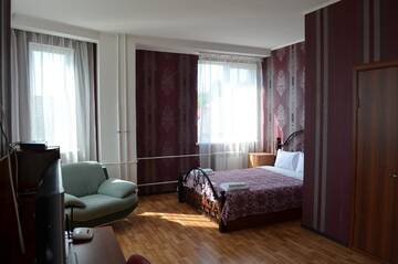 Фото номера Двухместный номер Делюкс с 1 кроватью и душем Отель SunLake Hotel Osokorki г. Киев 5
