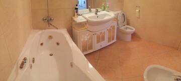 Фото номера Апартаменты Апартаменты The most beautiful House г. Киев 57