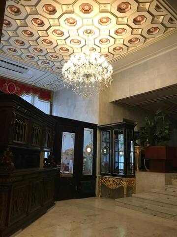 Фото номера Люкс с 2 спальнями Апартаменты Kiev Lypki Signature Apartments г. Киев 10