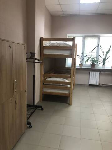 Фото номера Спальное место на двухъярусной кровати в общем номере для мужчин Хостелы Сон та Кава г. Киев 5