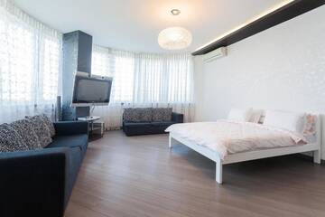 Фото номера Апартаменты Апартаменты 3 bedroom Apartment on Tymoshenko 19 street г. Киев 30