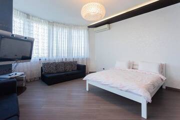 Фото номера Апартаменты Апартаменты 3 bedroom Apartment on Tymoshenko 19 street г. Киев 38