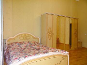 Фото номера Апартаменты с 3 спальнями Апартаменты KyivHome with 3bedrooms, Jaccuzzi, Sauna г. Киев 11