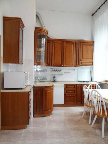 Фото номера Апартаменты с 3 спальнями Апартаменты KyivHome with 3bedrooms, Jaccuzzi, Sauna г. Киев 19