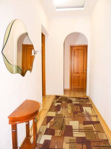 Фото номера Апартаменты с 3 спальнями Апартаменты KyivHome with 3bedrooms, Jaccuzzi, Sauna г. Киев 28