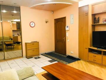 Фото номера Апартаменты с 3 спальнями Апартаменты KyivHome with 3bedrooms, Jaccuzzi, Sauna г. Киев 38