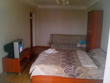 Фото номера Апартаменты Апартаменты Homelike flat near the IEC on Levoberezhnaya г. Киев 30