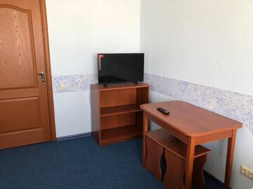 Фото номера Бюджетный двухместный номер с 2 отдельными кроватями Отель Mini Hotel on Brovarskaya г. Киев 13