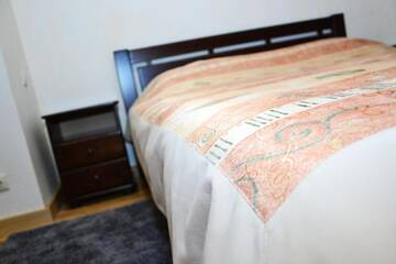 Фото номера Четырехместный номер с видом на озеро Отель Mini Hotel on Brovarskaya г. Киев 3