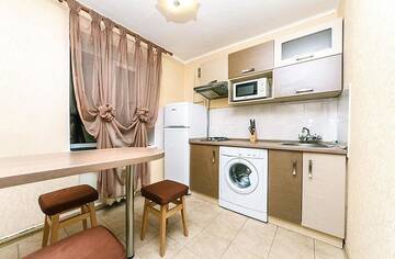 Фото номера Апартаменты Апартаменты ЦЕНТР,1К КВАРТИРА М.КЛОВСКАЯ г. Киев 11