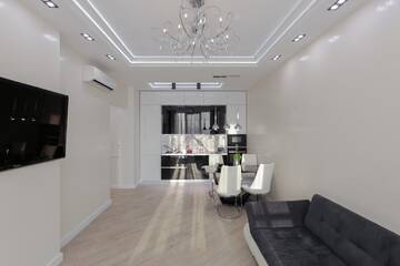 Фото номера Апартаменты Делюкс Апартаменты Black&amp;White Apartment in Smart Plaza г. Киев 10
