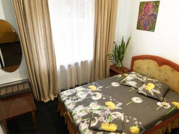 Фото номера Двухместный номер с 1 кроватью Хостелы Alla House Hostel г. Киев 4