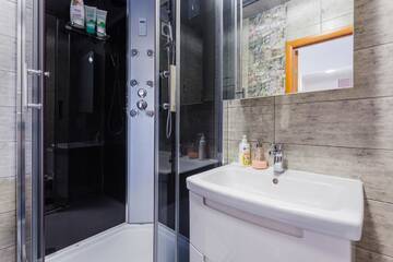 Фото номера Апартаменты Апартаменты Family apartments on Lomonosova 36a г. Киев 12