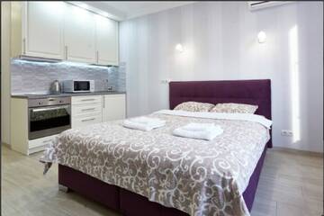 Фото номера Апартаменты-студио Апартаменты Comfort Town Love Home г. Киев 4